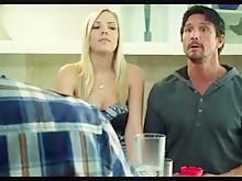 Utanmadan Komşunun Evinde Sikiştiler